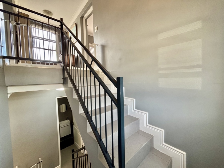 To Let 3 Bedroom Property for Rent in Vierlanden Western Cape